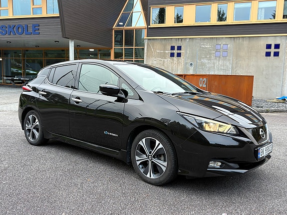 Nissan Leaf 15 of 23