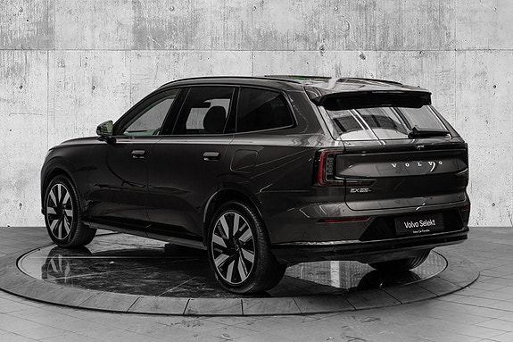 Volvo EX90 5 of 29