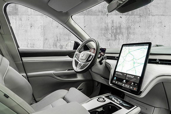 Volvo EX90 27 of 29