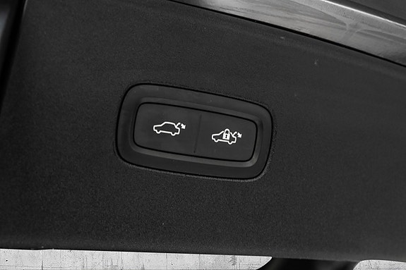 Volvo EX90 24 of 29