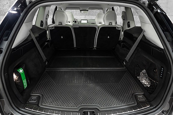 Volvo EX90 23 of 29