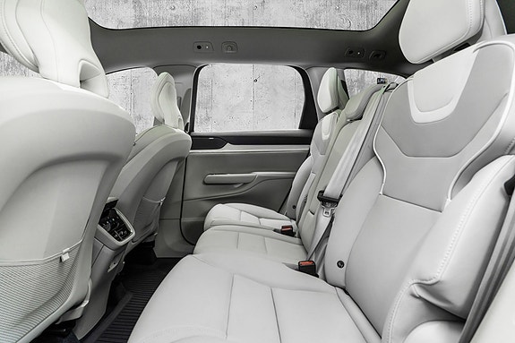 Volvo EX90 20 of 29