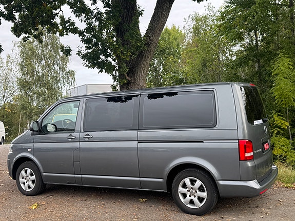 Volkswagen Caravelle 5 of 20