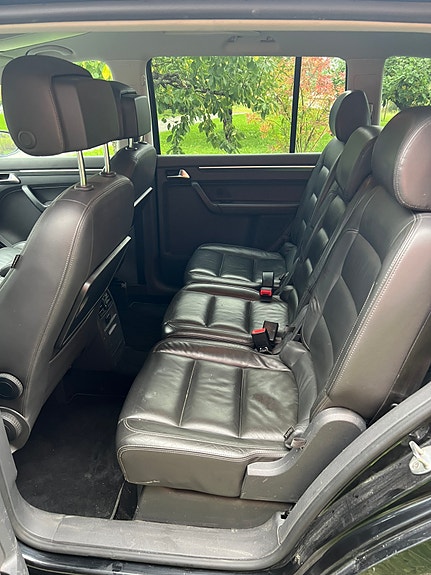 Volkswagen Touran 8 of 9