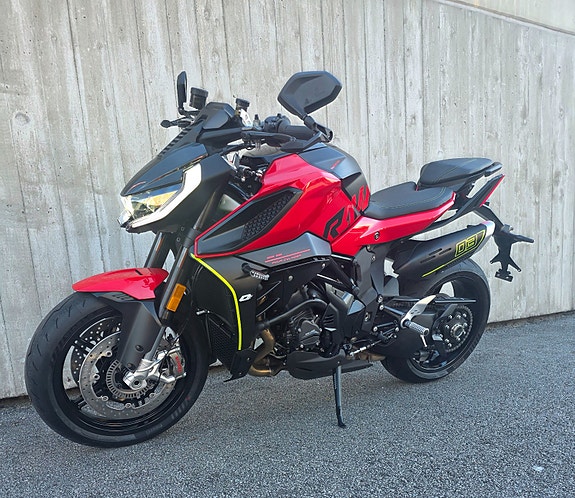 QJ Motor SRK 921 Rå streetfighter. 4 of 6