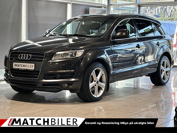 Audi Q7 2 of 30