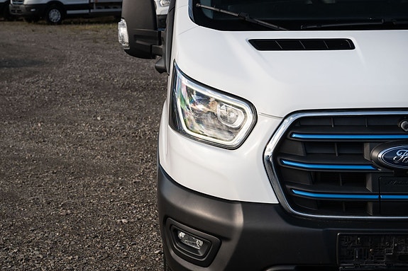 Ford Transit 4 of 28