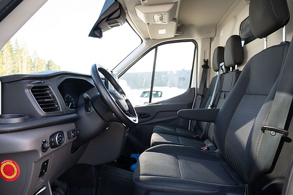 Ford Transit 20 of 28