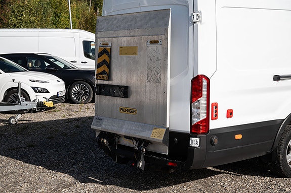 Ford Transit 6 of 28