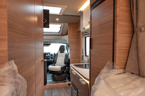 Weinsberg Carasuite 650 MEG Edition Spicy 30 of 30