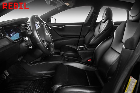 Tesla Model S 8 of 24