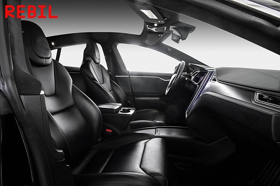 Tesla Model S 23 of 24