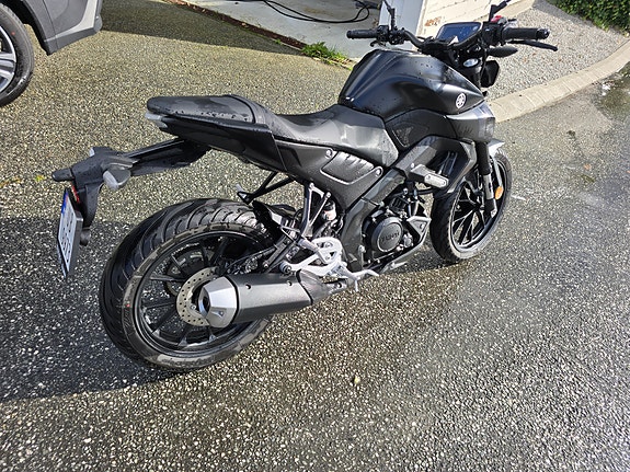Yamaha MT-125 5 of 8