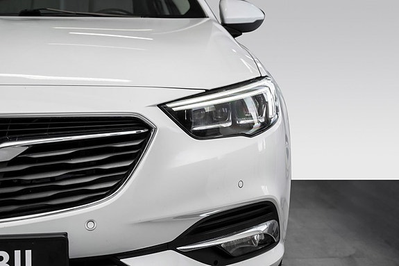 Opel Insignia 4 of 28
