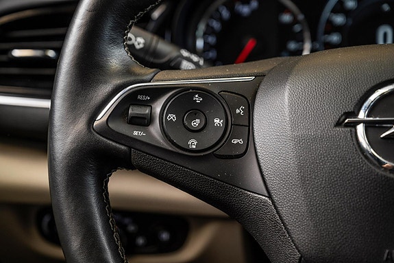 Opel Insignia 15 of 28