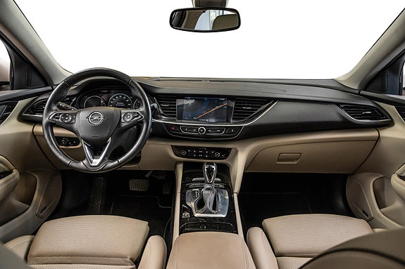 Opel Insignia 13 of 28