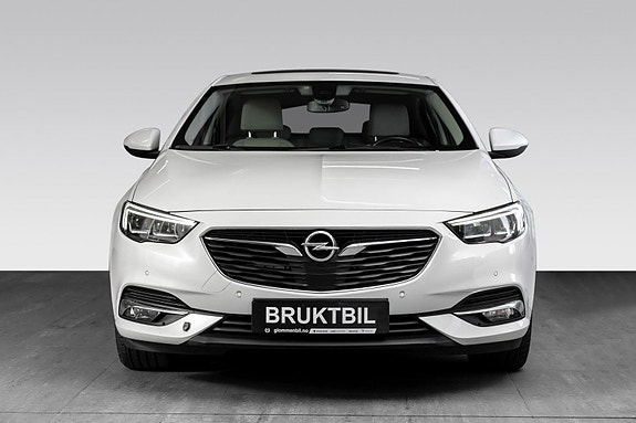 Opel Insignia 3 of 28