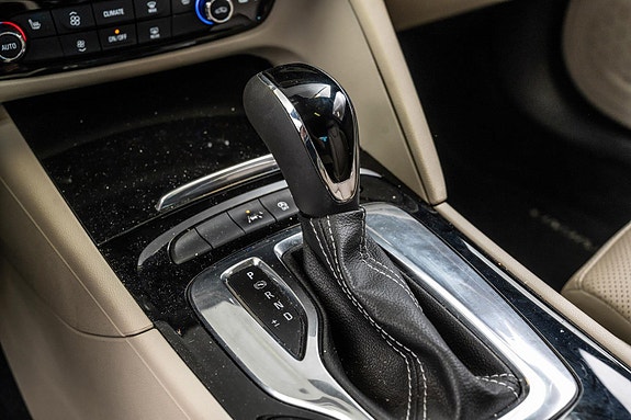 Opel Insignia 18 of 28