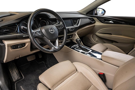 Opel Insignia 11 of 28