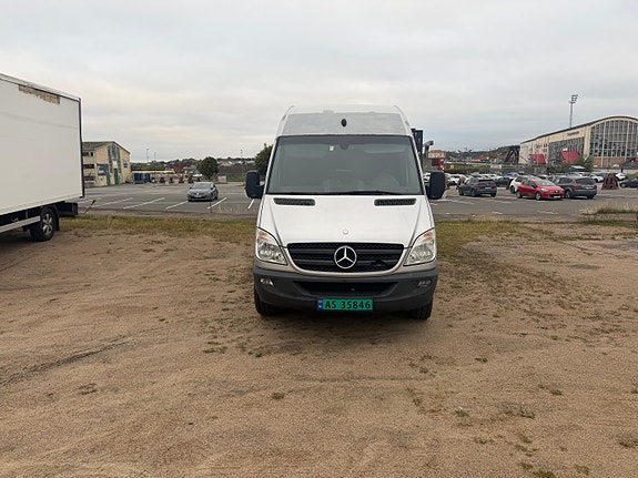 Mercedes-Benz Sprinter 316 2 of 7