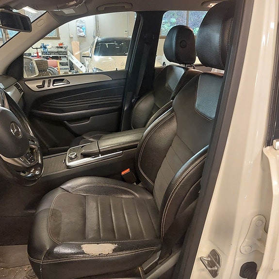 Mercedes-Benz ML250 6 of 9