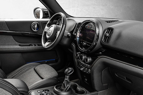 MINI Countryman Cooper SE 25 of 25