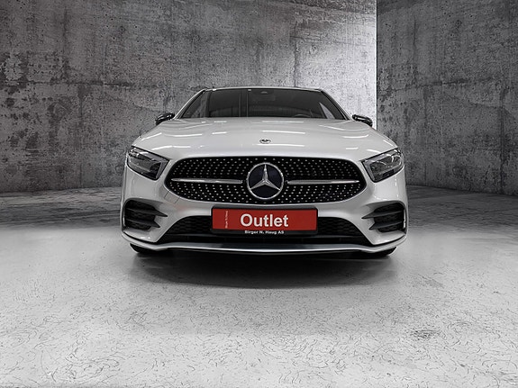 Mercedes-Benz A250 e 5 of 13