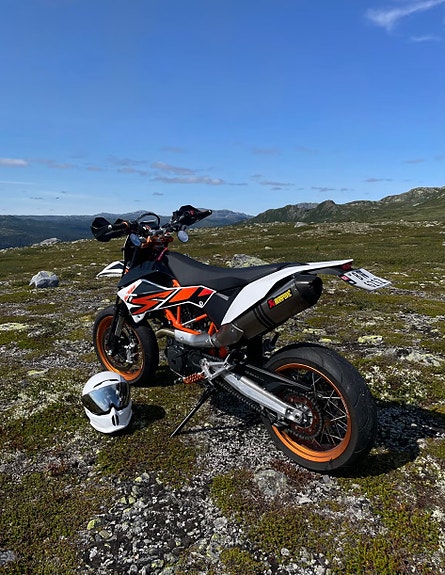 KTM 690 SMC R 10 of 30