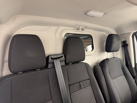 Ford Transit Custom 29 of 30