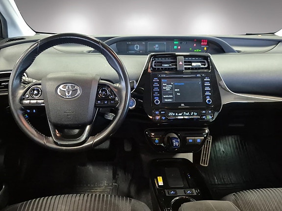 Toyota Prius 11 of 27