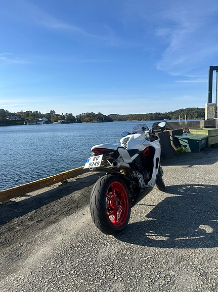 Ducati SuperSport 24 of 26