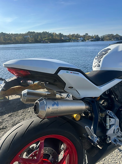 Ducati SuperSport 25 of 26