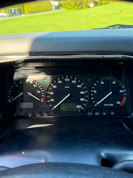 Volkswagen Caravelle 8 of 19