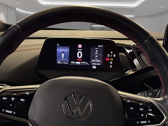 Volkswagen ID.4 GTX 21 of 29
