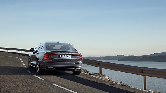 Volvo S60 10 of 22