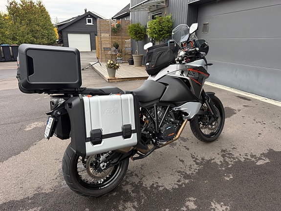 KTM 1190 Adventure 4 of 23