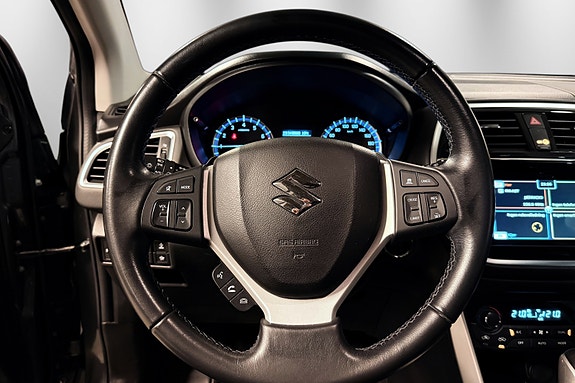 Suzuki SX4 S-Cross 24 of 30