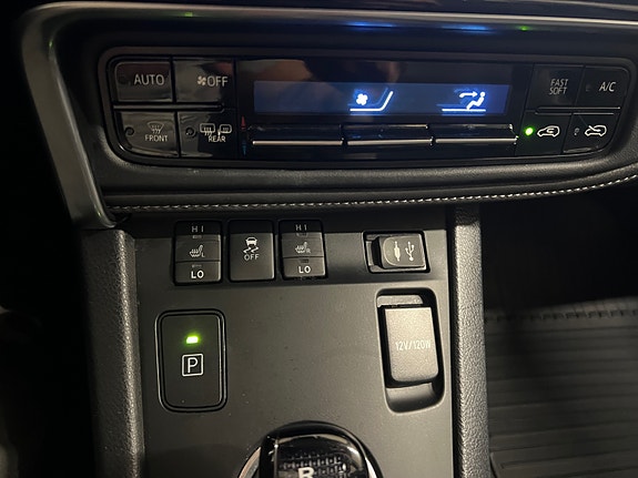 Toyota Auris 20 of 26