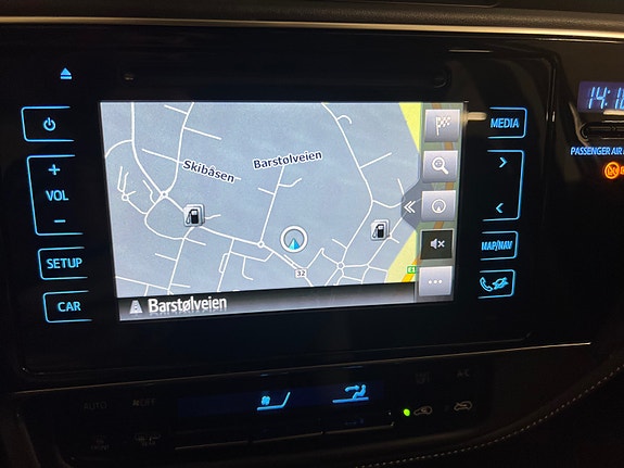 Toyota Auris 19 of 26