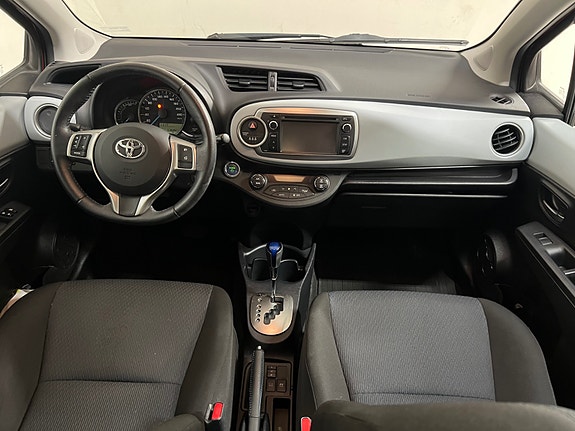 Toyota Yaris 10 of 23