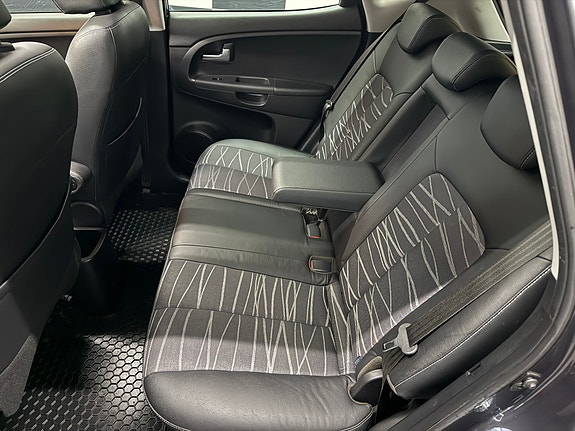 Kia Venga 27 of 30