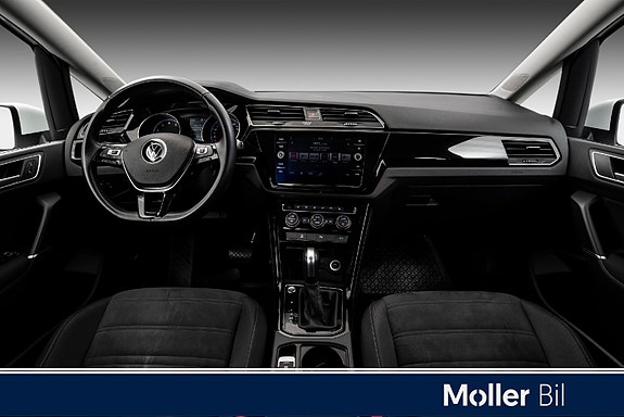 Volkswagen Touran 19 of 27