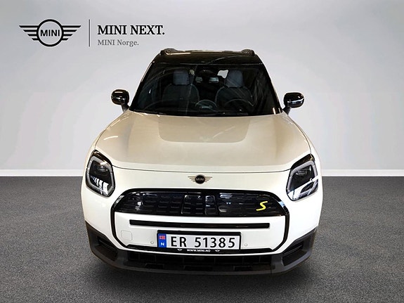 MINI Countryman SE 2 of 13