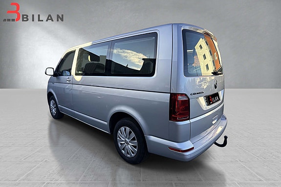 Volkswagen Caravelle 5 of 30