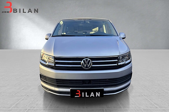 Volkswagen Caravelle 16 of 30