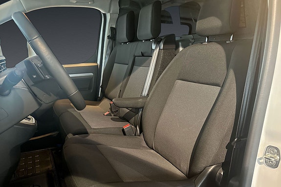 Opel Vivaro 10 of 29