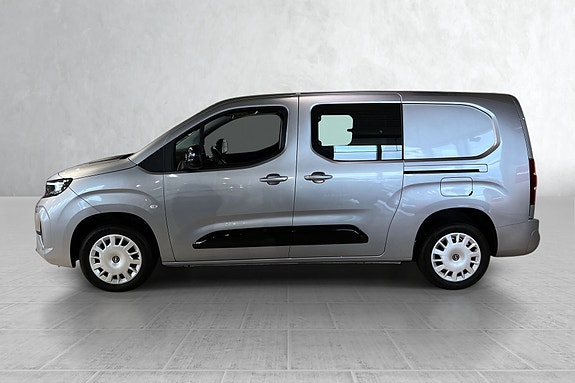 Opel Combo 2 of 26