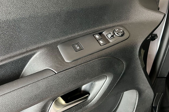 Opel Combo 20 of 26