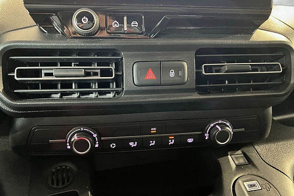 Opel Combo 17 of 26