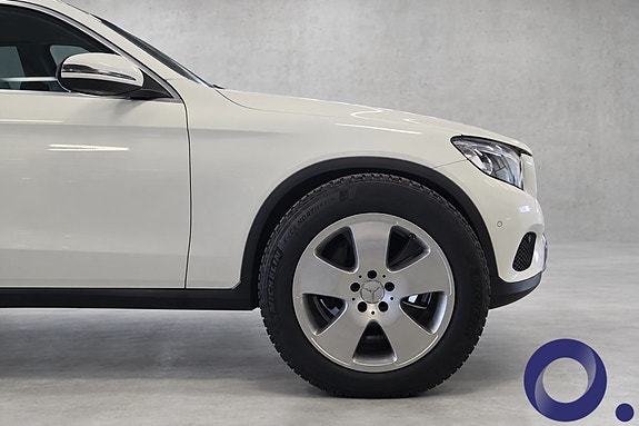 Mercedes-Benz GLC220 d 9 of 30